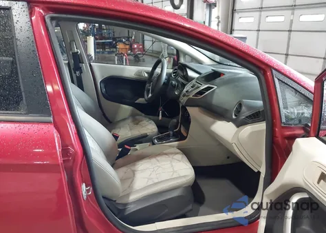 2011 Ford Fiesta Se z USA, uszkodzony, nr VIN 3FADP4EJ1BM137752